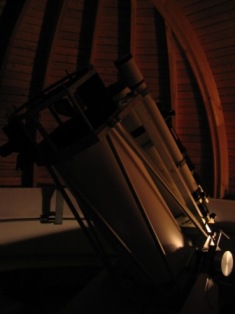 Das Hauptinstrument - Spiegelteleskop